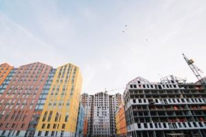 Ринок нерухомості України оживає: продажі та ціни зростають